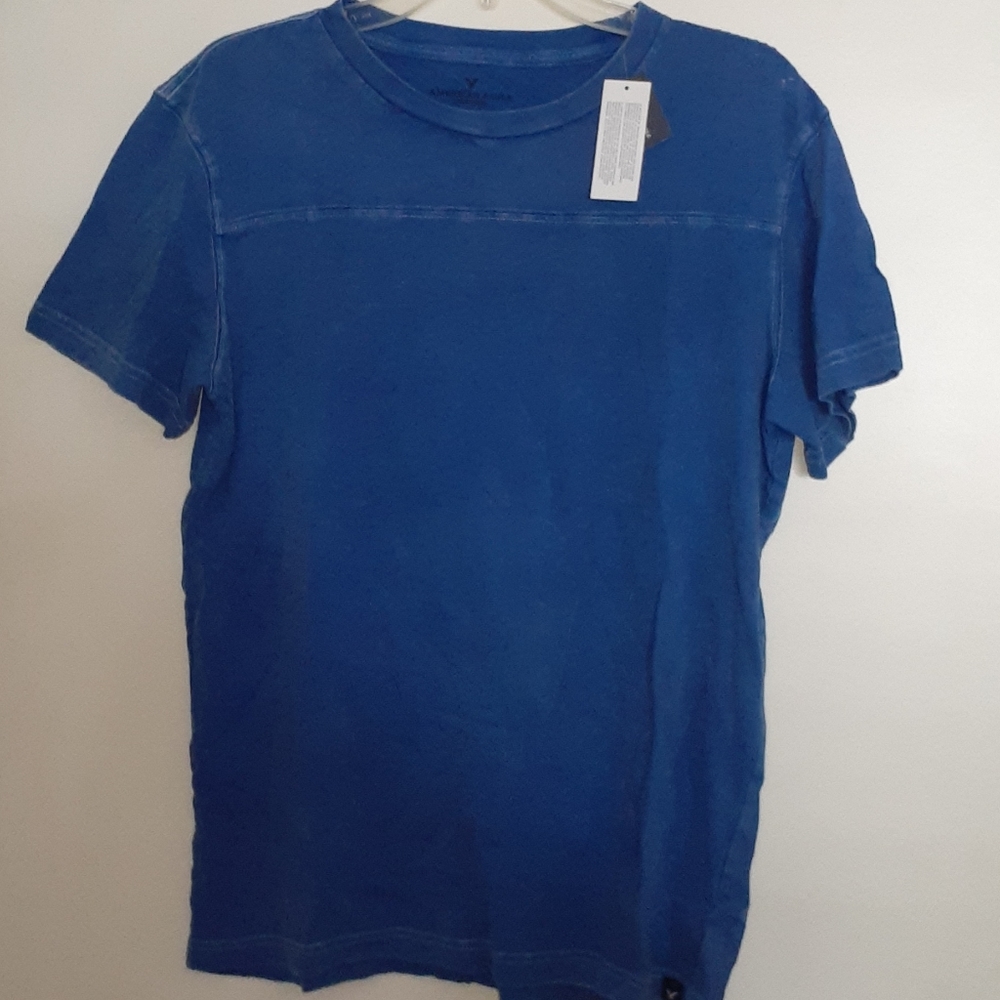 American eagle blue T-shirt